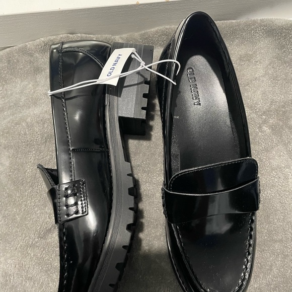 Old navy, size 8, black ( Brand New) - Picture 3 of 3